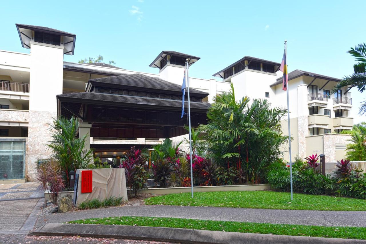 Private Apartments In The Temple Beachfront Resort Palm Cove Buitenkant foto