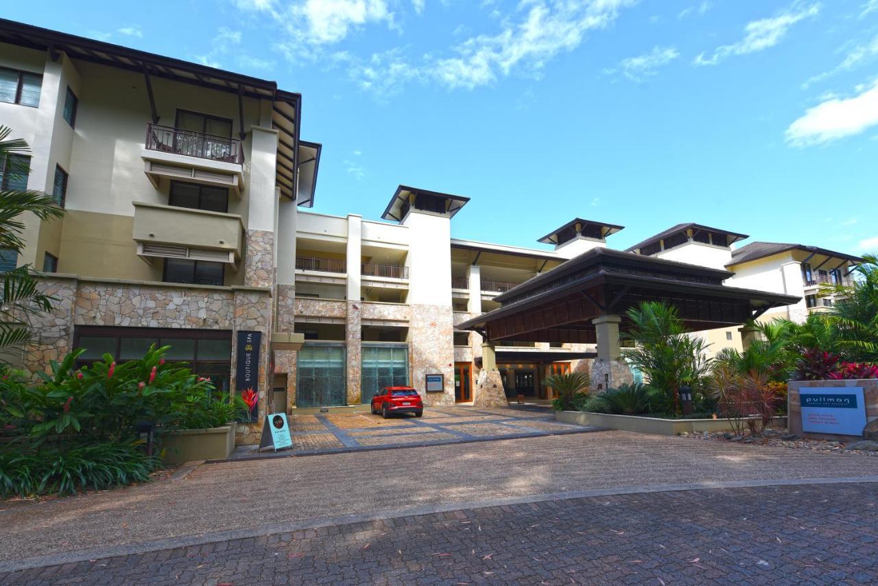 Private Apartments In The Temple Beachfront Resort Palm Cove Buitenkant foto