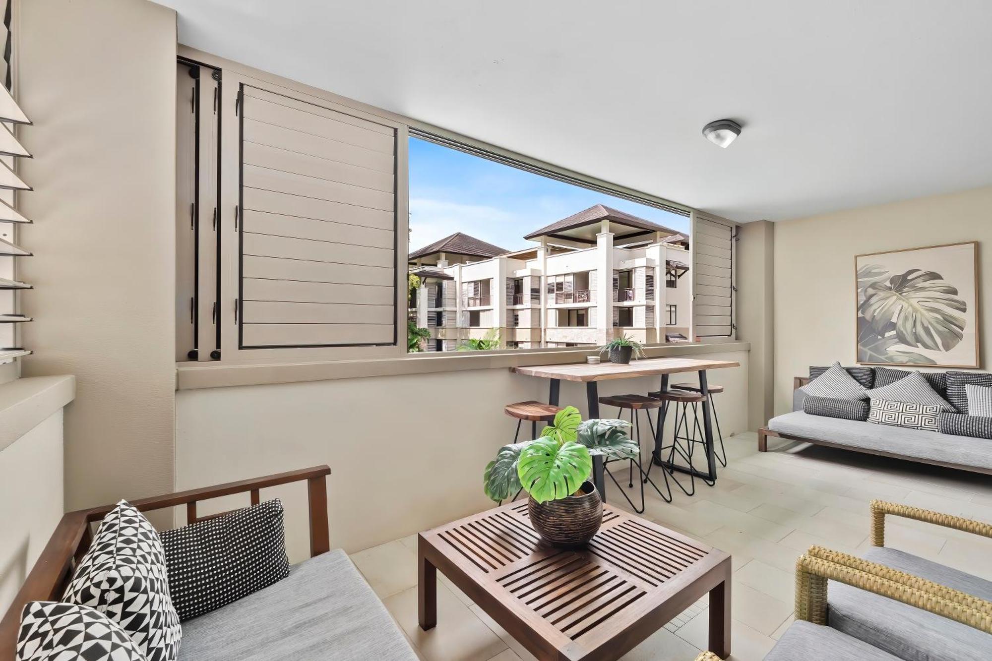 Private Apartments In The Temple Beachfront Resort Palm Cove Kamer foto