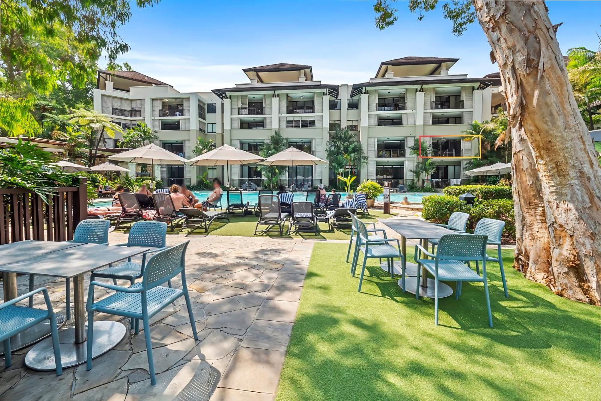 Private Apartments In The Temple Beachfront Resort Palm Cove Kamer foto